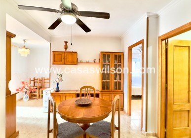 Sale - Apartment - Torrevieja - Centro