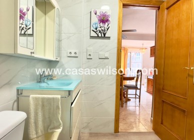 Sale - Apartment - Torrevieja - Centro