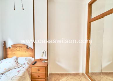 Sale - Apartment - Torrevieja - Centro