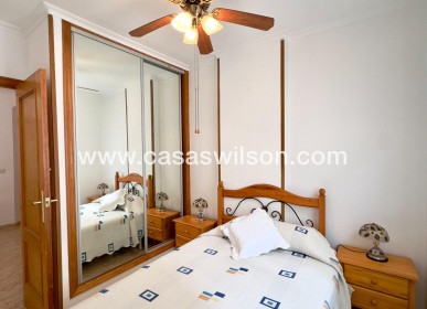 Sale - Apartment - Torrevieja - Centro