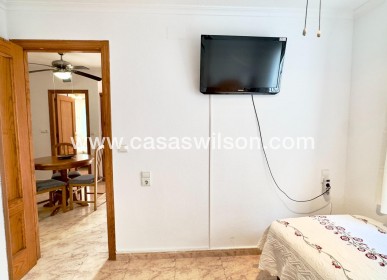 Sale - Apartment - Torrevieja - Centro