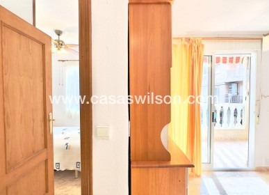 Sale - Apartment - Torrevieja - Centro