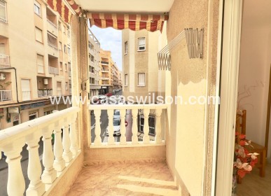 Sale - Apartment - Torrevieja - Centro