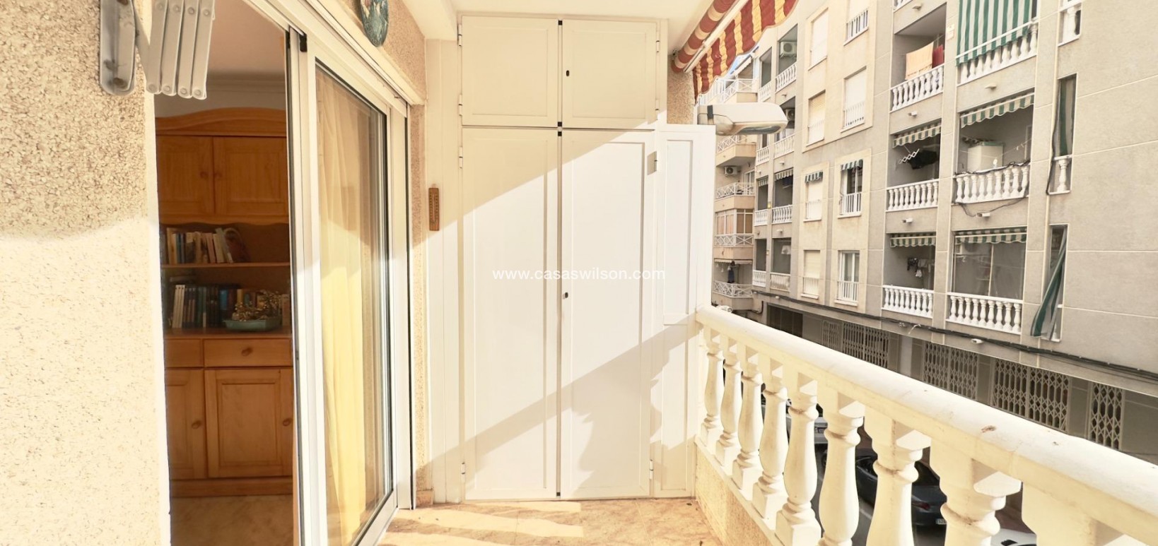 Sale - Apartment - Torrevieja - Centro