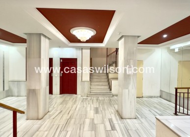 Sale - Apartment - Torrevieja - Centro