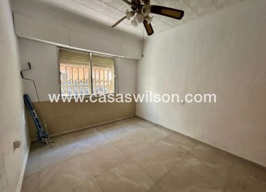 Sale - Appartement - Torrevieja - Costa Blanca