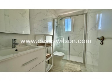 Sale - Apartment - Torrevieja - Costa Blanca