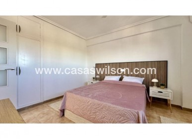 Sale - Apartment - Torrevieja - Costa Blanca