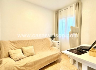 Venta - Apartamento - Torrevieja - Centro