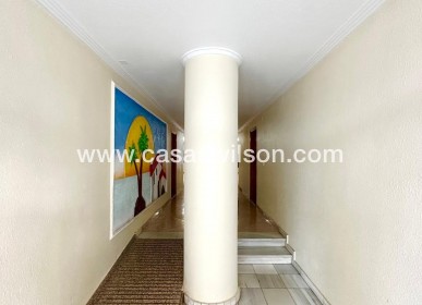 Venta - Apartamento - Torrevieja - Centro