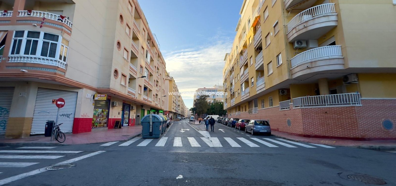 Venta - Apartamento - Torrevieja - Centro