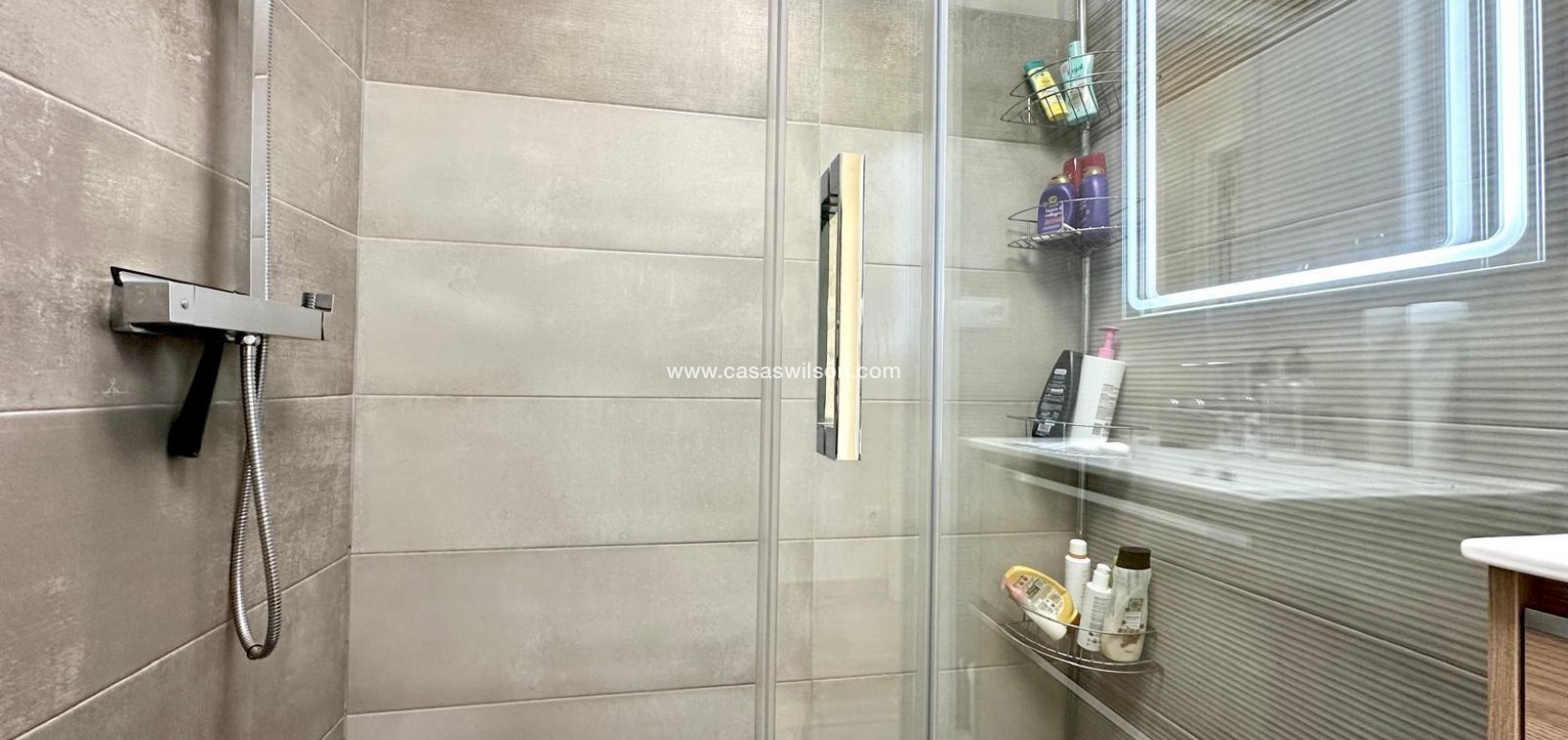 Sale - Bungalow - Torrevieja - Torreblanca