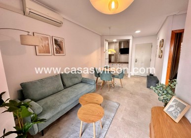 Sale - Apartment - Torrevieja - Centro