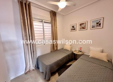 Sale - Apartment - Torrevieja - Centro