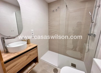 Sale - Apartment - Torrevieja - Centro