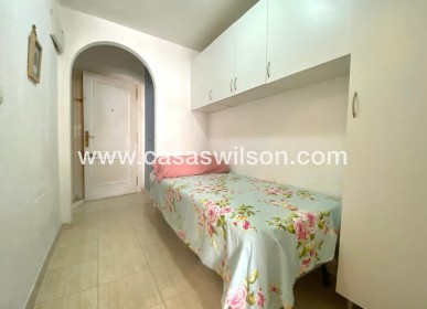 Sale - Apartment - Torrevieja - Estacion De Autobuses