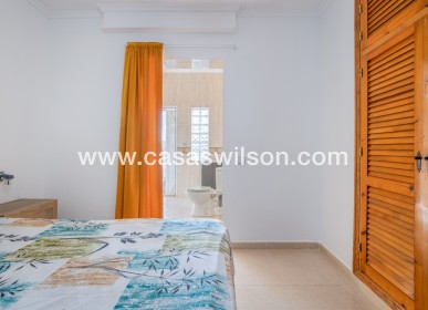Sale - Villa - Torrevieja - Urbanización San Luis