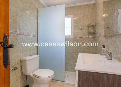 Sale - Villa - Torrevieja - Urbanización San Luis