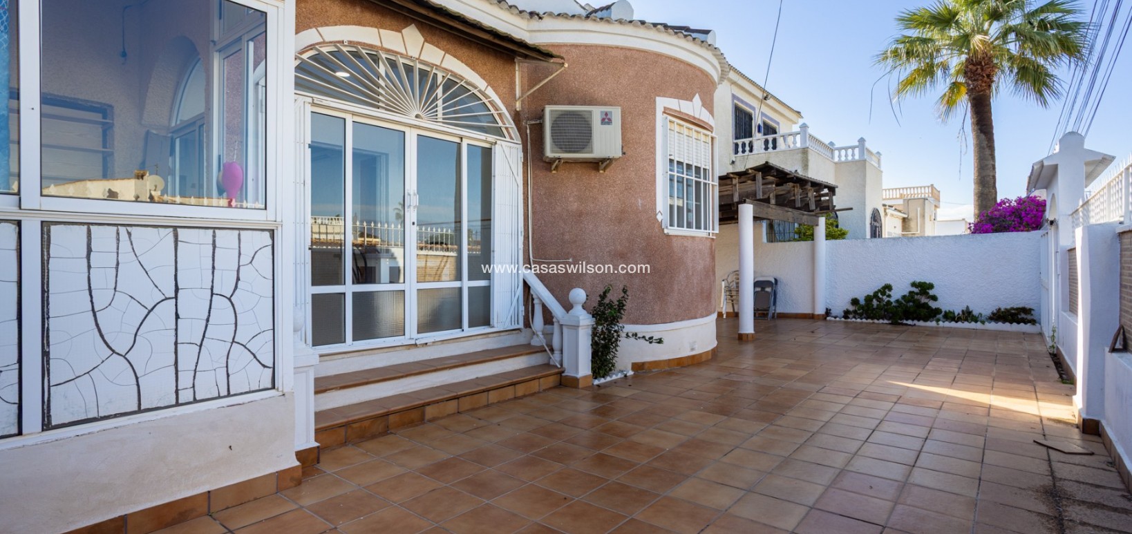 Sale - Villa - Torrevieja - Urbanización San Luis