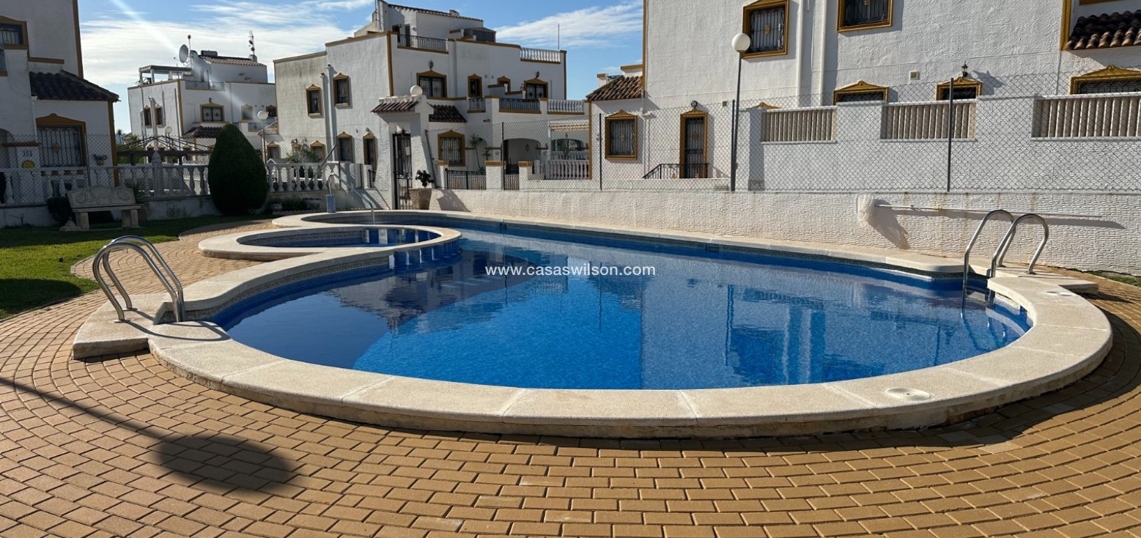 Sale - Townhouse - Orihuela - Entre Naranjos Vistabella