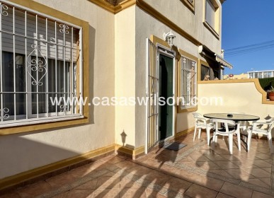 Sale - Bungalow - Orihuela Costa - Costa Blanca