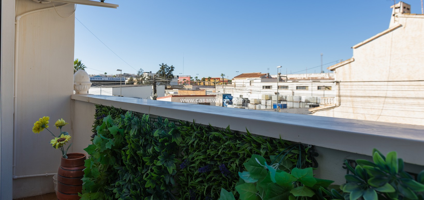 Sale - Townhouse - Torrevieja - Costa Blanca