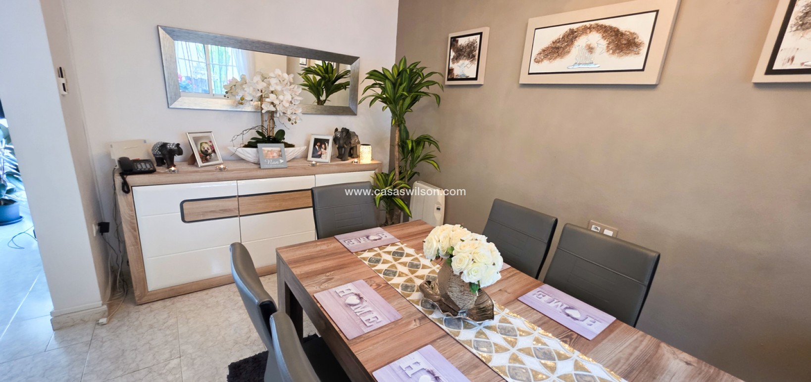 Sale - Villa - Villamartin - Costa Blanca