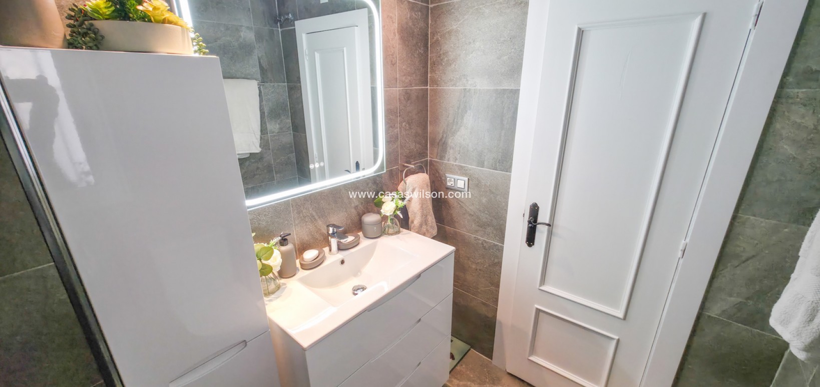 Sale - Villa - Villamartin - Costa Blanca