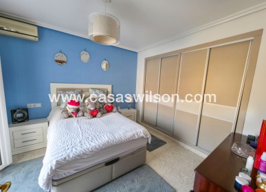 Sale - Villa - Villamartin - Costa Blanca