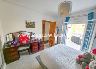 Sale - Villa - Villamartin - Costa Blanca