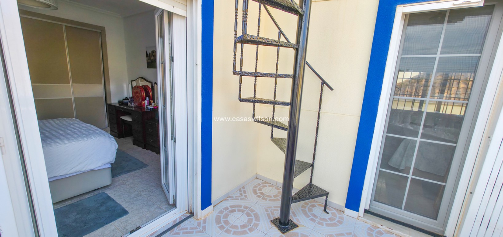 Sale - Villa - Villamartin - Costa Blanca