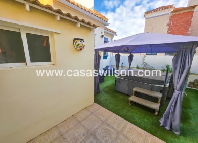 Sale - Villa - Villamartin - Costa Blanca