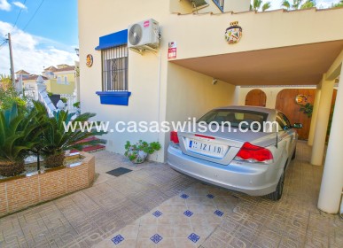 Sale - Villa - Villamartin - Costa Blanca