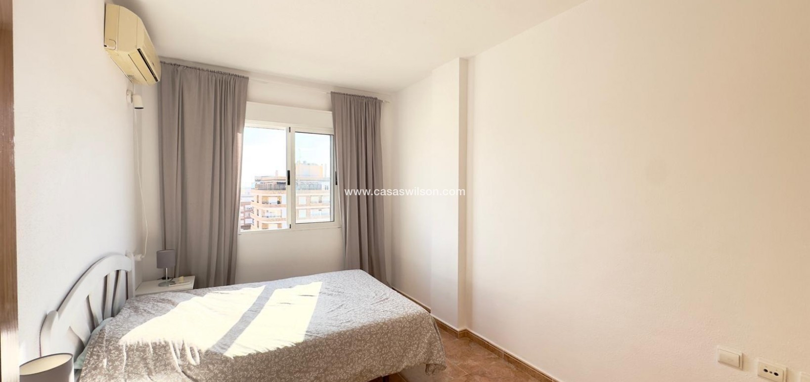 Venta - Apartamento - Torrevieja - Centro