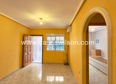 Venta - Apartamento - Torrevieja - La Mata pueblo