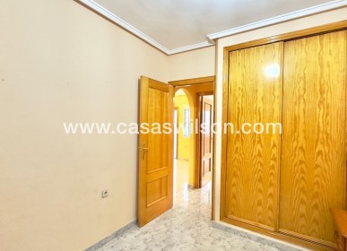 Venta - Apartamento - Torrevieja - La Mata pueblo