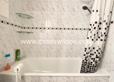 Venta - Apartamento - Torrevieja - La Mata pueblo