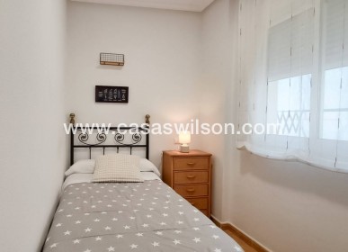 Sale - Apartment - Torrevieja - La Mata