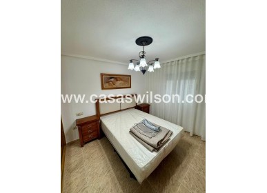 Sale - Apartment - Torrevieja - Centro