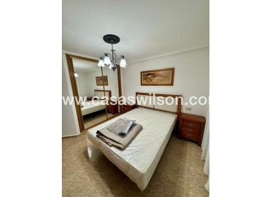 Sale - Apartment - Torrevieja - Centro