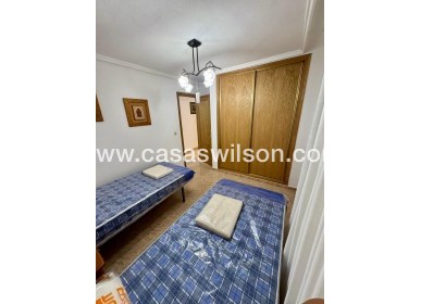 Sale - Apartment - Torrevieja - Centro