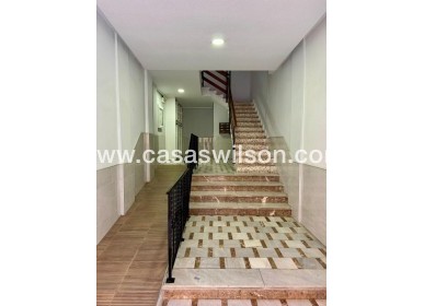 Sale - Apartment - Torrevieja - Centro