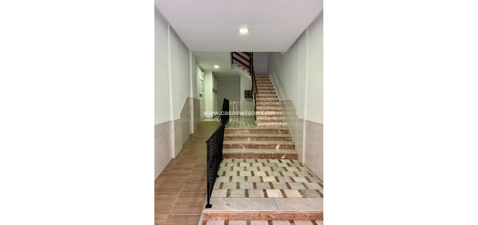 Sale - Apartment - Torrevieja - Centro