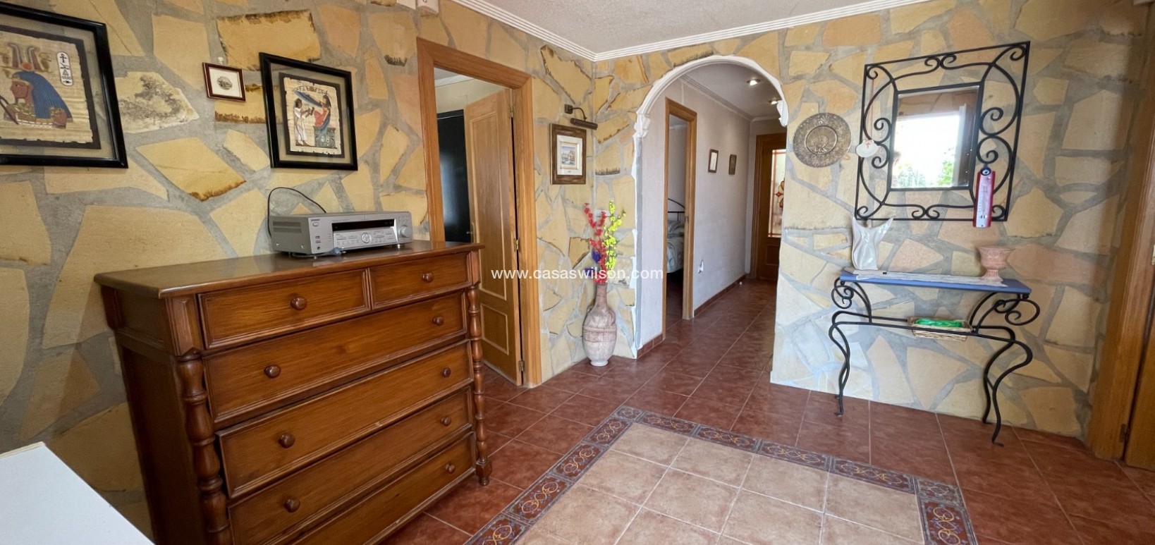 Sale - Villa - Crevillente - Inland