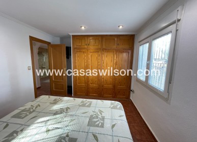 Sale - Villa - Crevillente - Inland