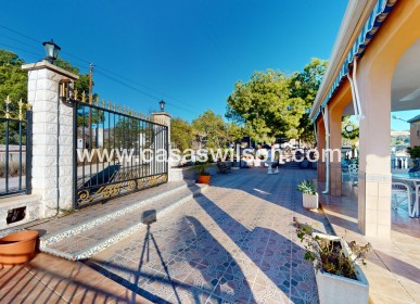 Sale - Villa - Crevillente - Inland