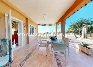 Sale - Villa - Crevillente - Inland