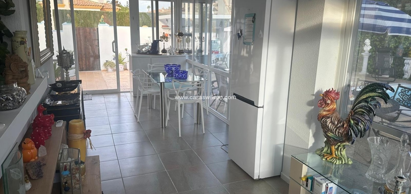 Sale - Villa - Hondón de las Nieves - Inland