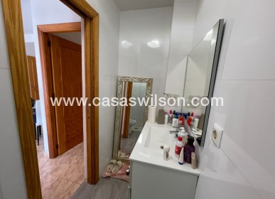 Sale - Apartment - Torrevieja - Costa Blanca