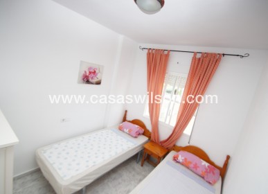 Sale - Bungalow - Orihuela Costa - Costa Blanca